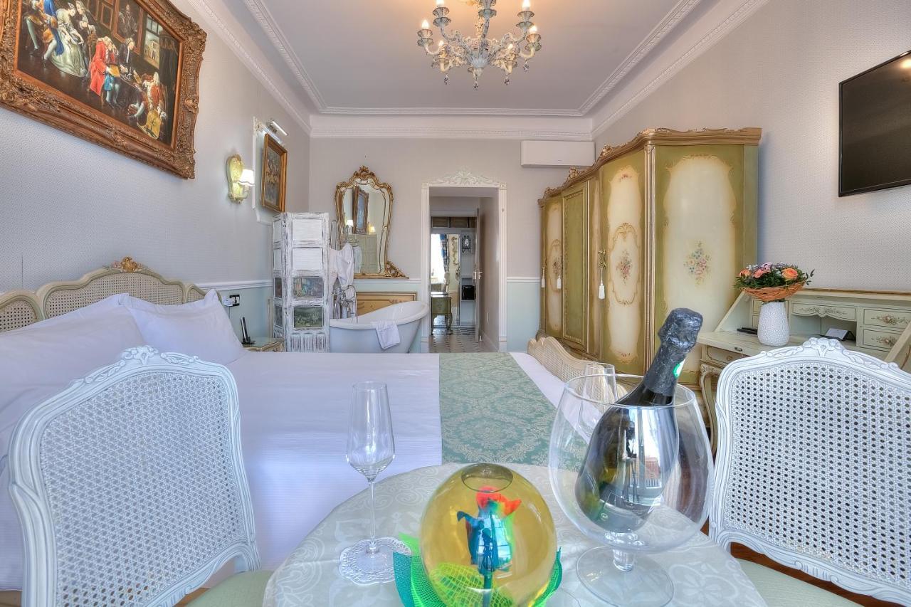 Bed & Breakfast Aba Luxury B E B Nice